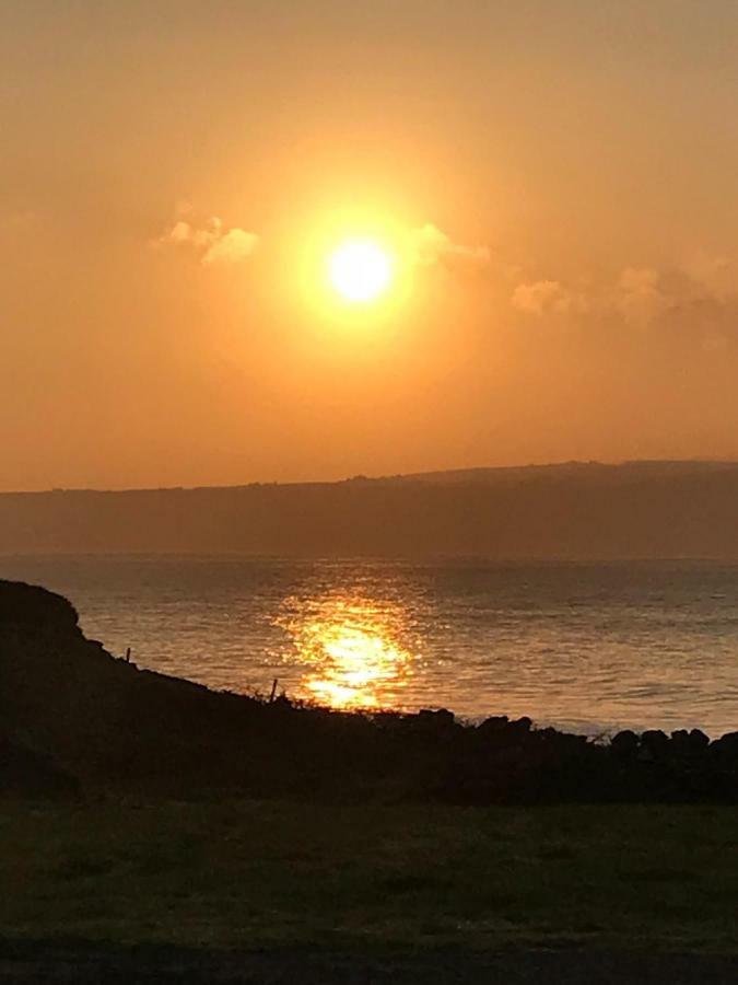 Beside The Sea & Minutes From Cliffs-Clahane Shore Lodge Liscannor Exteriér fotografie